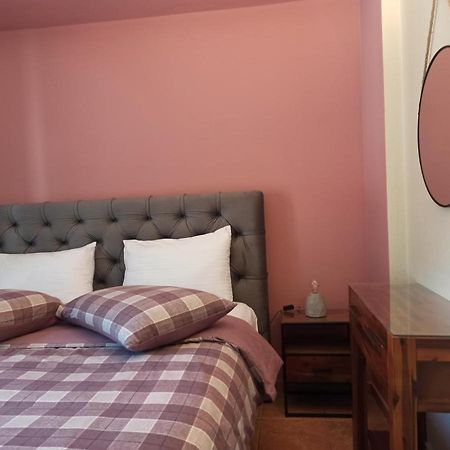 Elatos Boutique Mountainhouse Villa Karpenisi Bagian luar foto