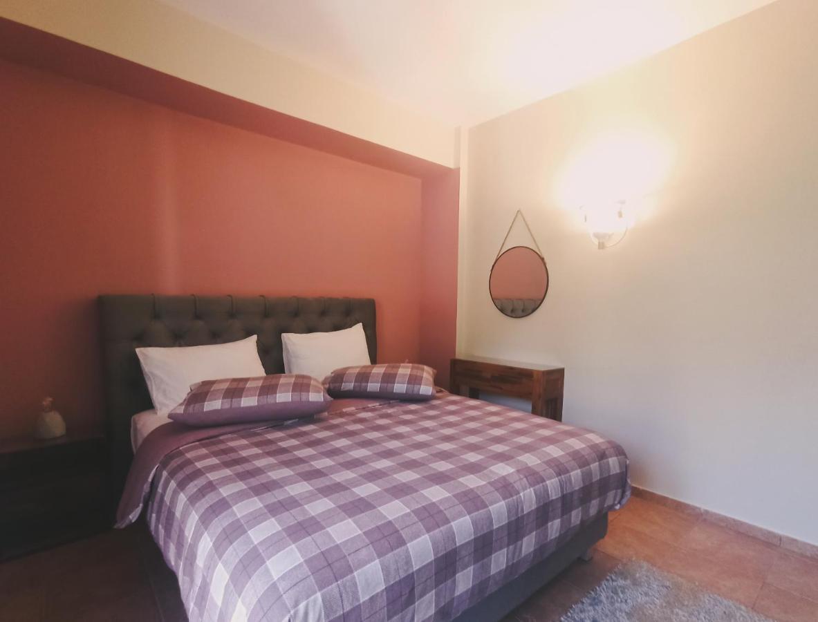 Elatos Boutique Mountainhouse Villa Karpenisi Bagian luar foto