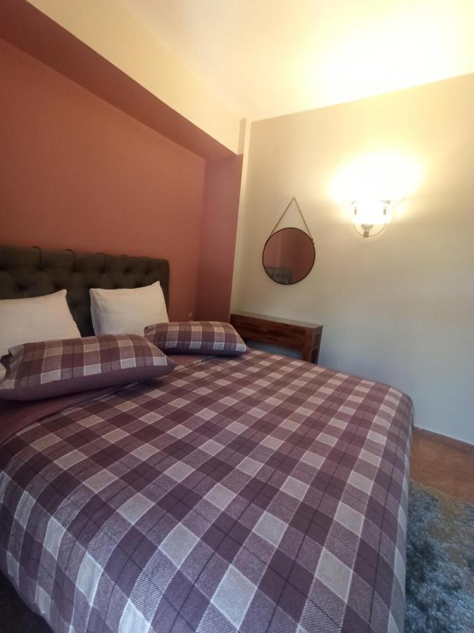 Elatos Boutique Mountainhouse Villa Karpenisi Bagian luar foto