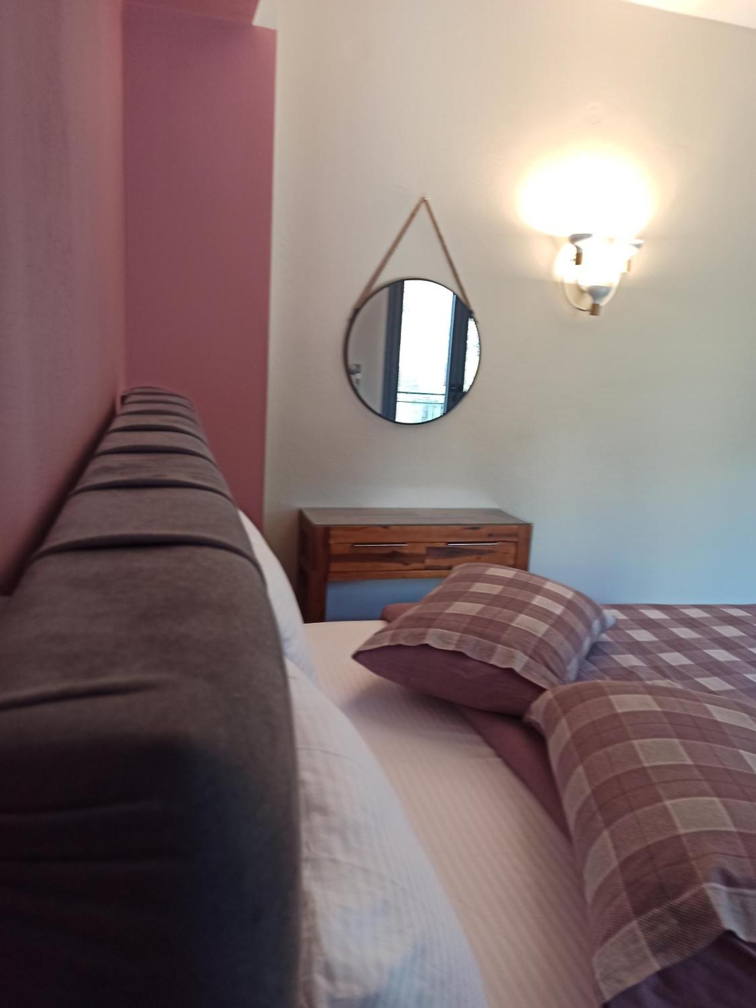 Elatos Boutique Mountainhouse Villa Karpenisi Bagian luar foto